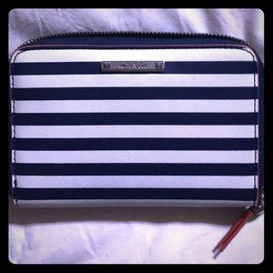 Stella and Dot Navy Stripe Tech Wallet